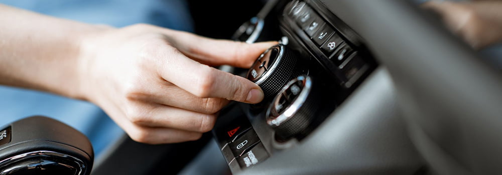 车载空调里温湿度传感器出问题了，应如何解决？