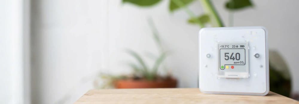 室内空气质量监测：正确使用二氧化碳传感器的指南