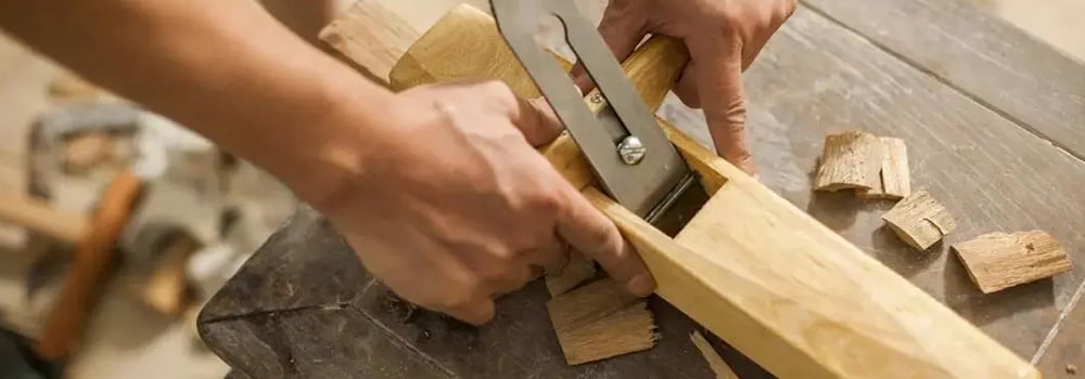 如何识别和处理实木家具甲醛超标问题?